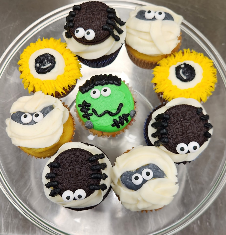 2023.10.05_Spooky Cupcakes